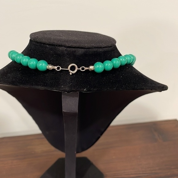 Green and Black Twisted Strand Beaded Collar Vintage Necklace - Picture 3 of 3